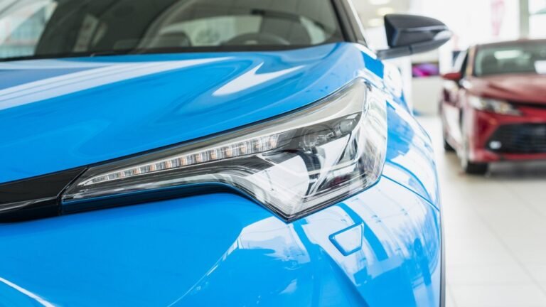 Toyota не планирует возвращаться на российский рынок