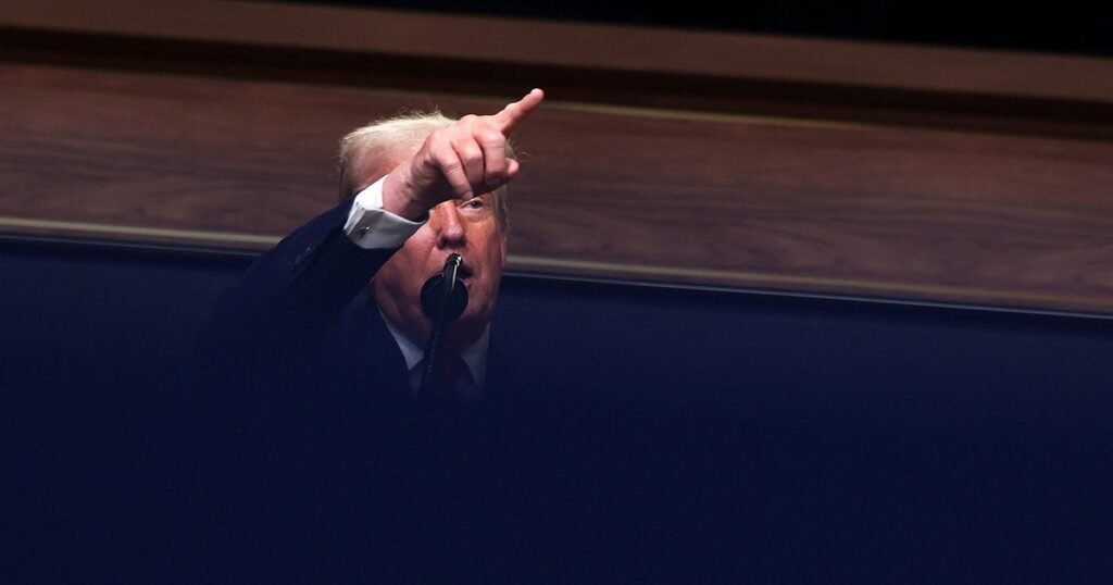 Трамп ввел пошлины против 60 стран и ЕС с 7 августа