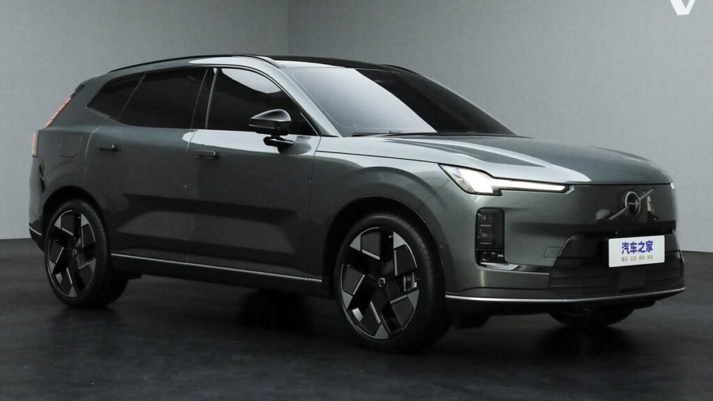 В Китае стартовало производство Volvo XC70: продажи с 27 августа