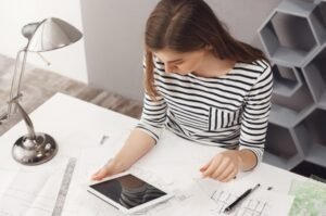 Весы: день взвешенных решений и обдуманных планов