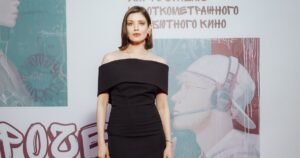 Звезды на фестивале: Екатерина Шпица и Анна Чиповская на красной дорожке