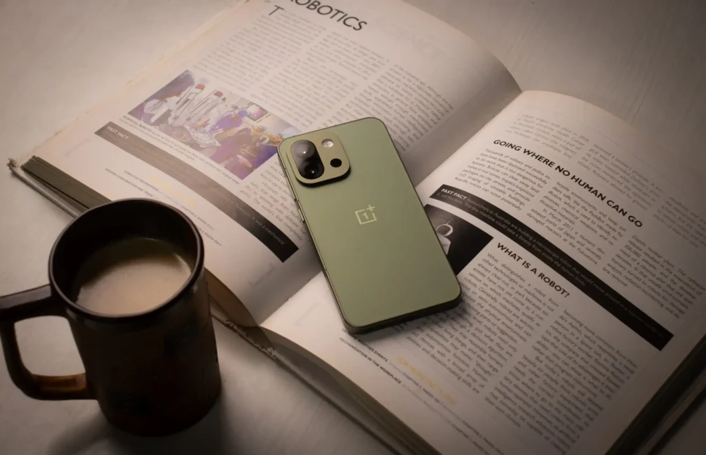 5 лучших смартфонов OnePlus в 2025 году: компактный флагман и другие хиты