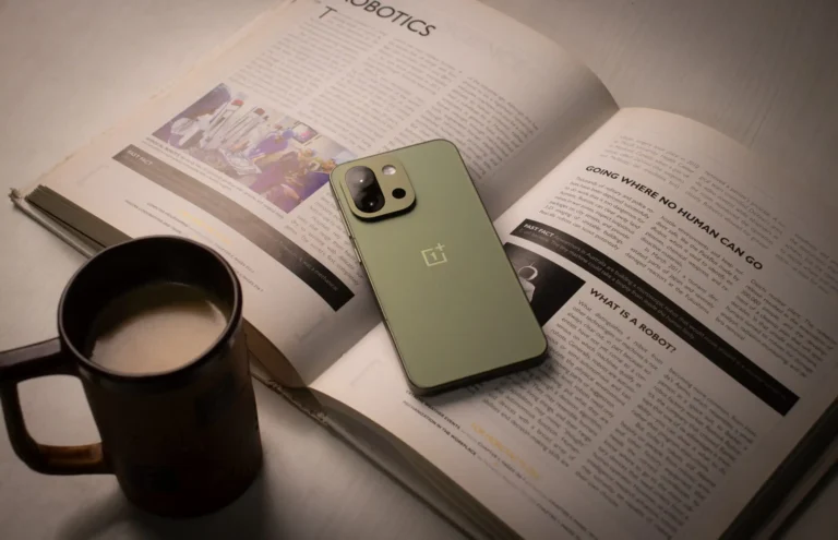 5 лучших смартфонов OnePlus в 2025 году: компактный флагман и другие хиты