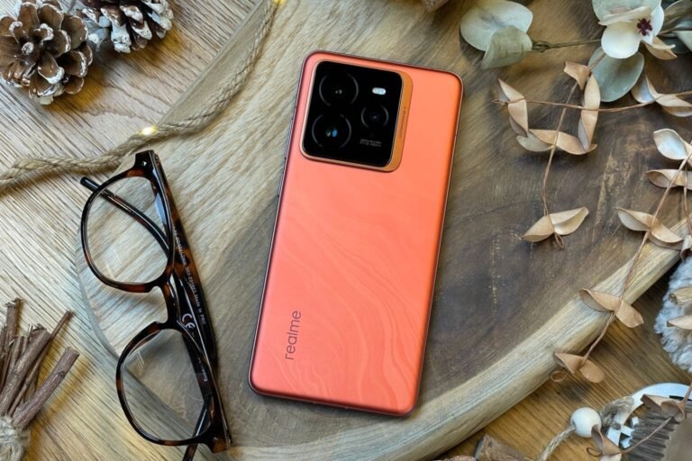 5 лучших смартфонов Realme в 2025 году: от бюджетных до флагманских моделей