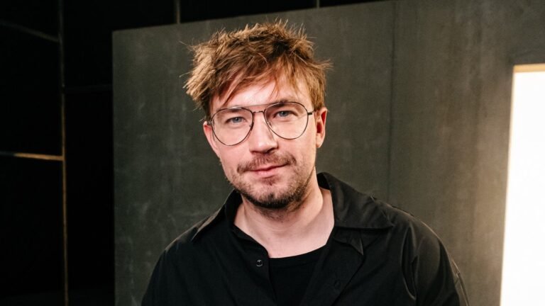 Александр Петров в новой роли: борьба с зависимостью на экране