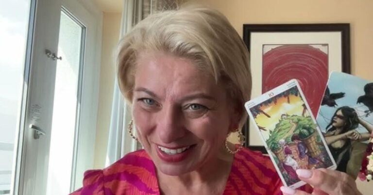 Астролог Анжела Перл: Близнецы встретят изобилие и подарки в октябре