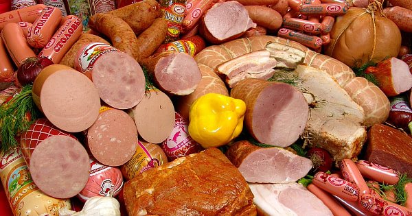 Беларусь нарастила импорт российских колбас и мясных продуктов