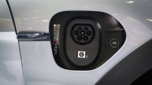 BMW и Volkswagen: зависимость от Венгрии и Китая