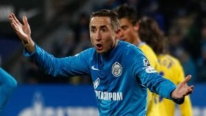 Быстров призвал Карпина завершить совмещение постов в сборной и «Динамо»