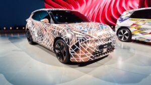 CUPRA Raval: городской электромобиль с драйверским характером