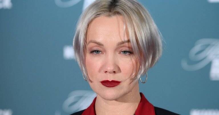 Дарья Мороз появилась на публике после смерти отца