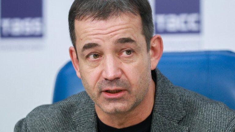 Дмитрий Певцов осудил предателей родины после интервью Пугачевой