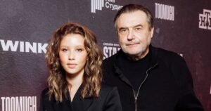 Дочь Юлии Пересильд поддержала отца-режиссера