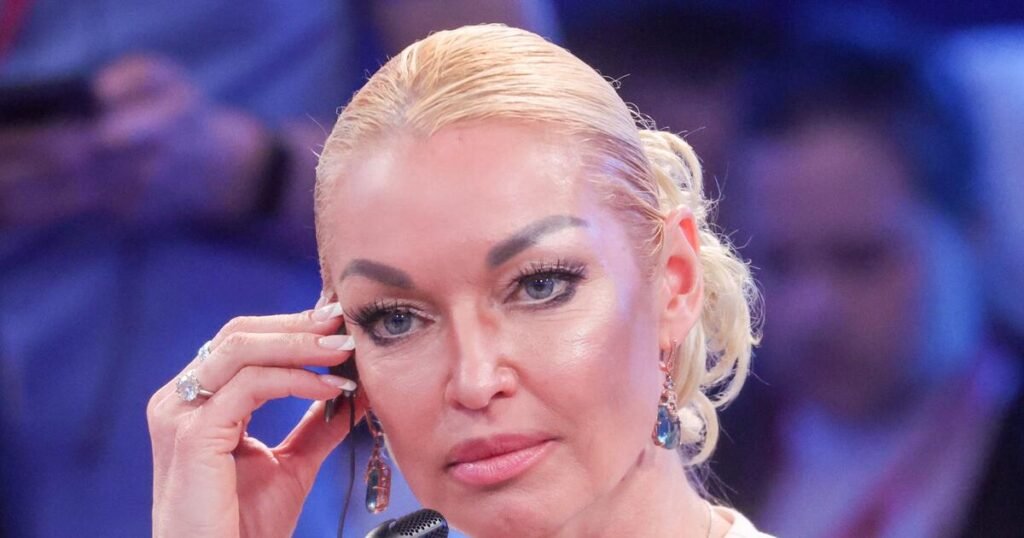 Дочь Волочковой проигнорировала новую выходку матери