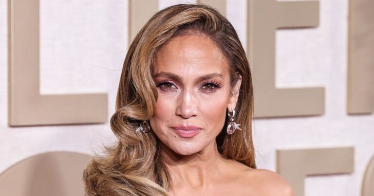 Дженнифер Лопес смутила фанатов новым образом