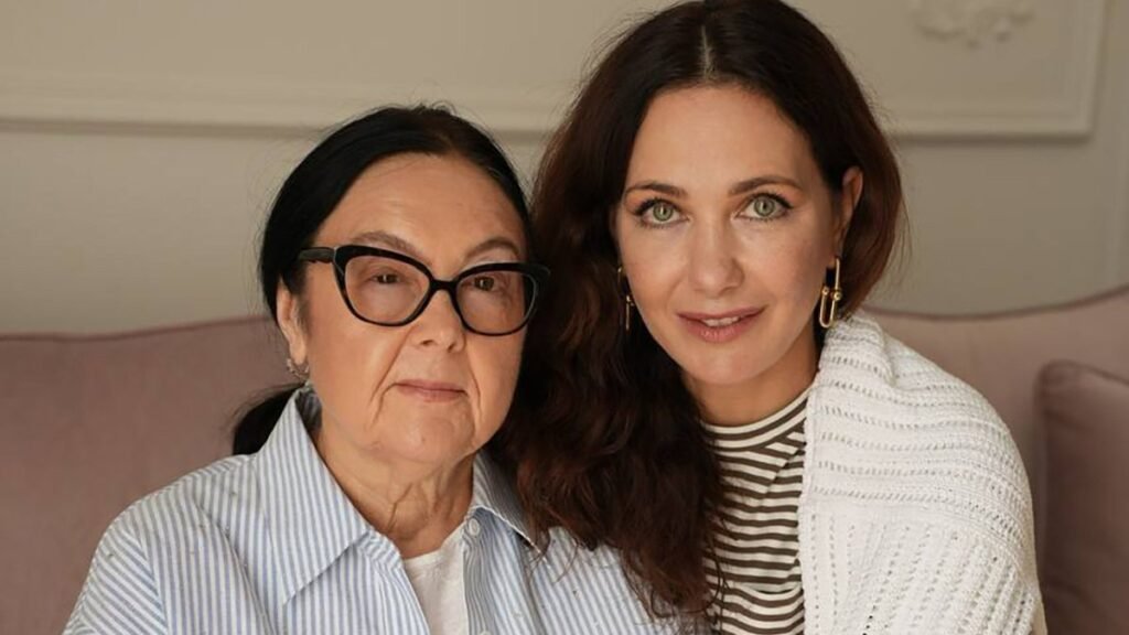 Екатерина Климова поделилась редкими фото с 73-летней матерью