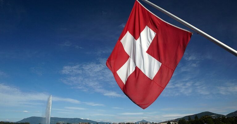 Экспорт Швейцарии в США резко сократился из-за пошлин Трампа