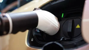 Электрокары в Европе будут ездить бесплатно с 2026 года