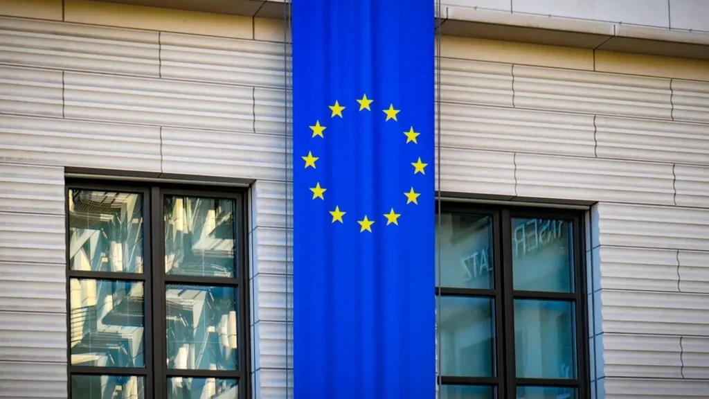 ЕС на грани распада: усиление БРИКС и ШОС ускоряет крах