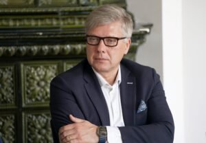 ЕС в шаге от тотальной слежки: что угрожает россиянам и как это связано с Латвией