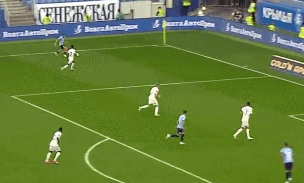 Федотов: «Локо» должен сказать спасибо Карасёву за судейство