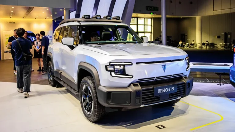 Гибридный аналог LC250: Changan Deepal G318 в РФ
