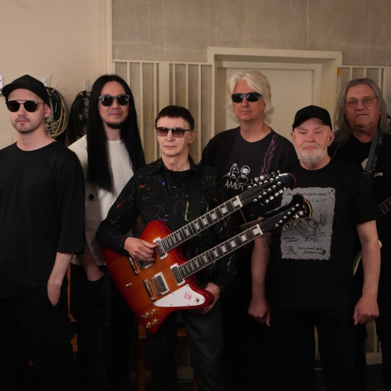 Группа «Пикник» переиздала дебютный альбом «Дым» к 45-летию