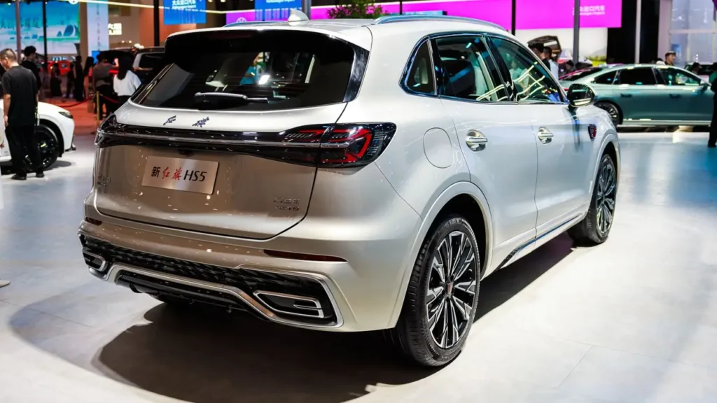 Hongqi в России: продажи растут, бренд укрепляет позиции