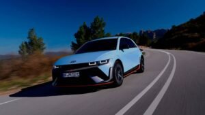 Hyundai Ioniq5 N Essential: Бюджетный электрокроссовер с бешеной мощностью