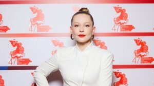 Юлия Пересильд в образе Круэллы Де Виль: 40-летняя актриса удивила новым имиджем