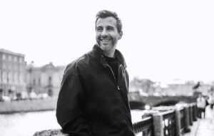 Иван Ургант показал разницу в 10 лет с дочерью Ниной