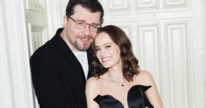 Катерина Ковальчук поразила фигурой на премьере сериала