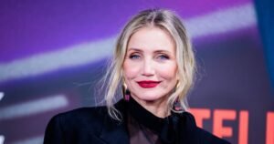 Кэмерон Диас вышла на прогулку с дочерью в Нью-Йорке