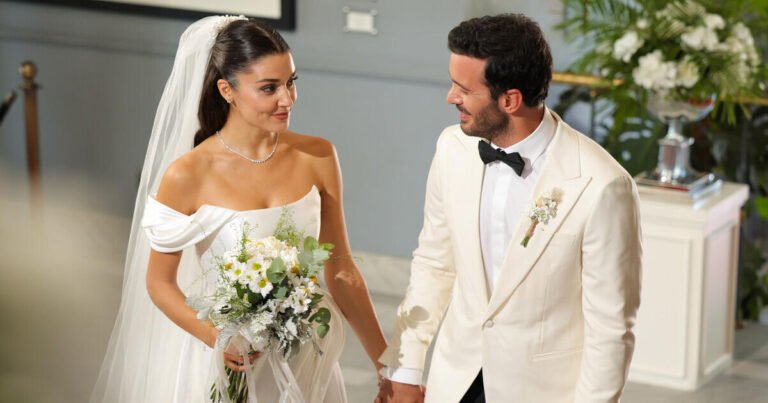 Ханде Эрчел и Барыш Ардуч в турецком ремейке «Королевы слез»: премьера сериала «Любовь и слезы»