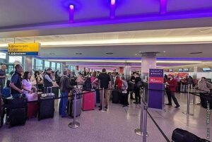 Кибератаки парализовали работу аэропортов Европы