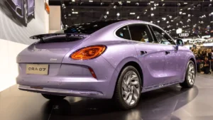 Китайский электрокар Ora покидает российский рынок