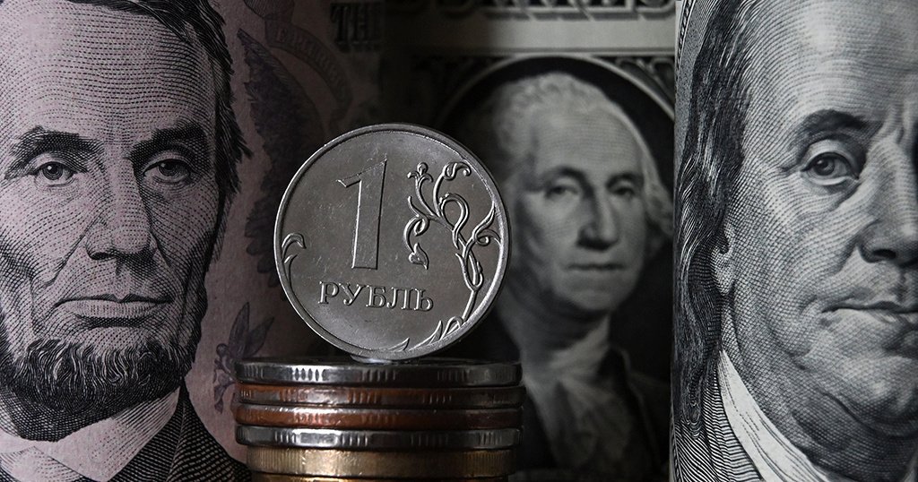 Курсы валют и ключевая ставка: прогнозы и перспективы