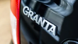 LADA Granta: безопасность без компромиссов в бюджетной модели