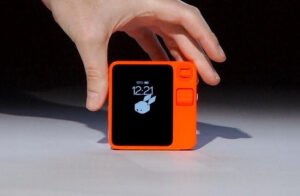 Ленивые программисты нашли применение бесполезному гаджету: он пишет код за них