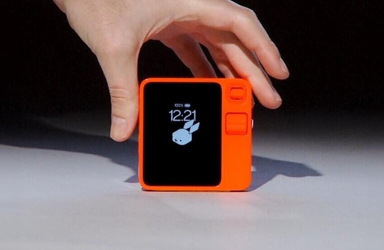 Ленивые программисты нашли применение бесполезному гаджету: он пишет код за них