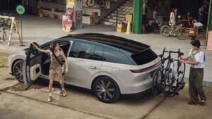 Li Auto представила новый электрокроссовер i6 в Китае