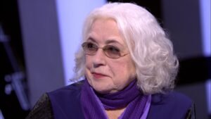 Лидия Федосеева-Шукшина готовится к смерти и делит наследство