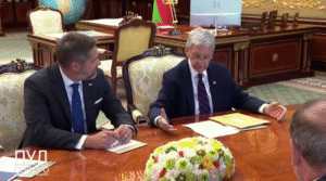 Лукашенко помиловал 52 экстремиста и террориста