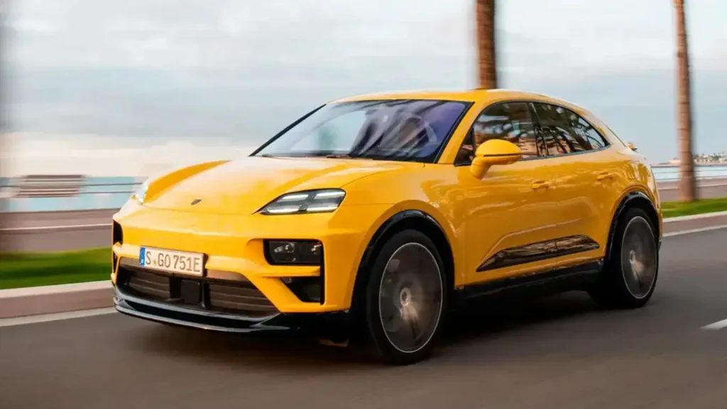 Немецкие электрокроссоверы Porsche Macan с гоночным прошлым прибыли в Россию