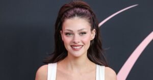 Никола Пельтц-Бекхэм снялась топлес в рекламе Genny