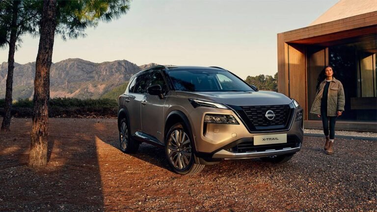 Nissan Rogue 2027: гибридный кроссовер с новым дизайном