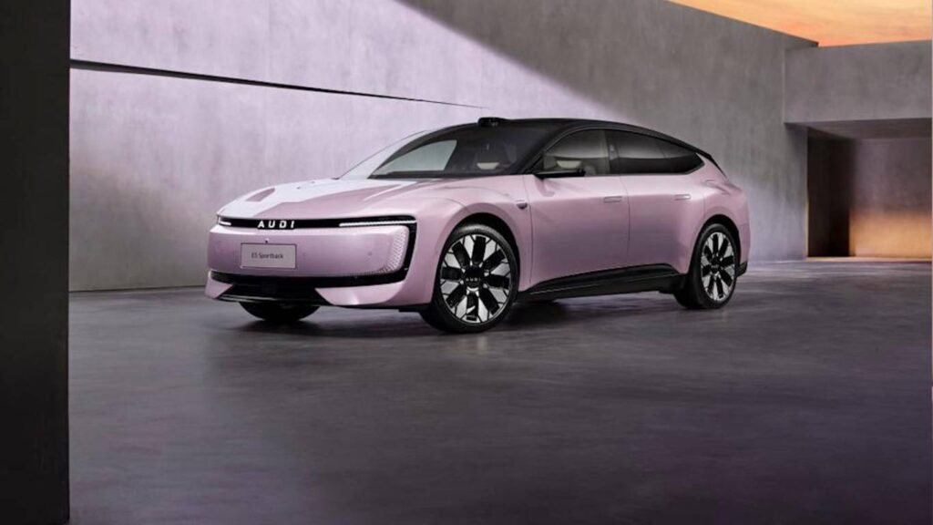 Новый Audi e-tron Sportback появился в России: цены и характеристики