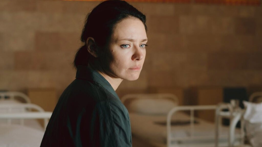 Новый детектив 'Здесь все свои' с Кариной Разумовской - конкурент 'Трассы'