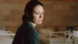 Новый детектив 'Здесь все свои' с Кариной Разумовской - конкурент 'Трассы'