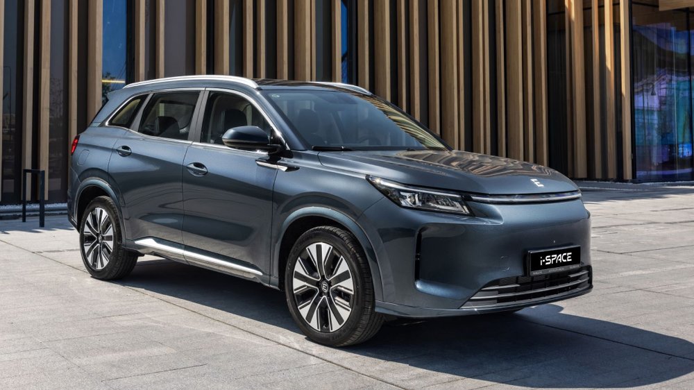 Обновленный Evolute i-Space поступил в продажу в России: цены и характеристики